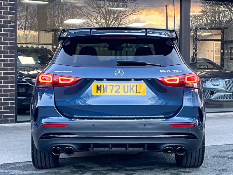 Mercedes Benz GLA   Registered:2022(72)