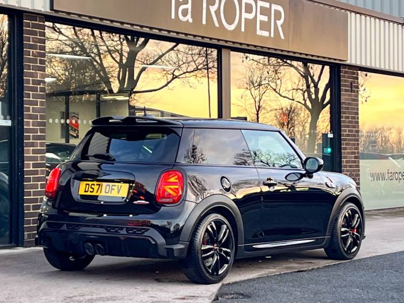 MINI Hatchback   Registered:2022(71)