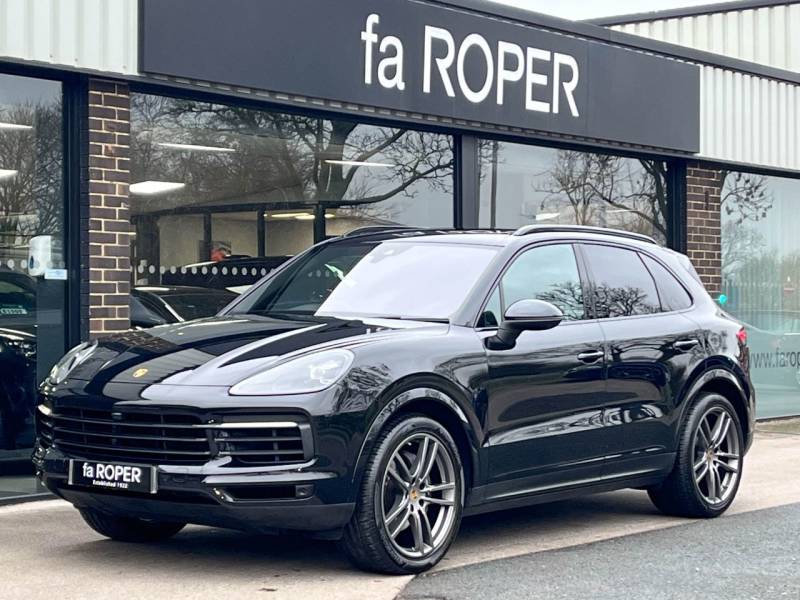 Porsche Cayenne   Registered:2022(72)