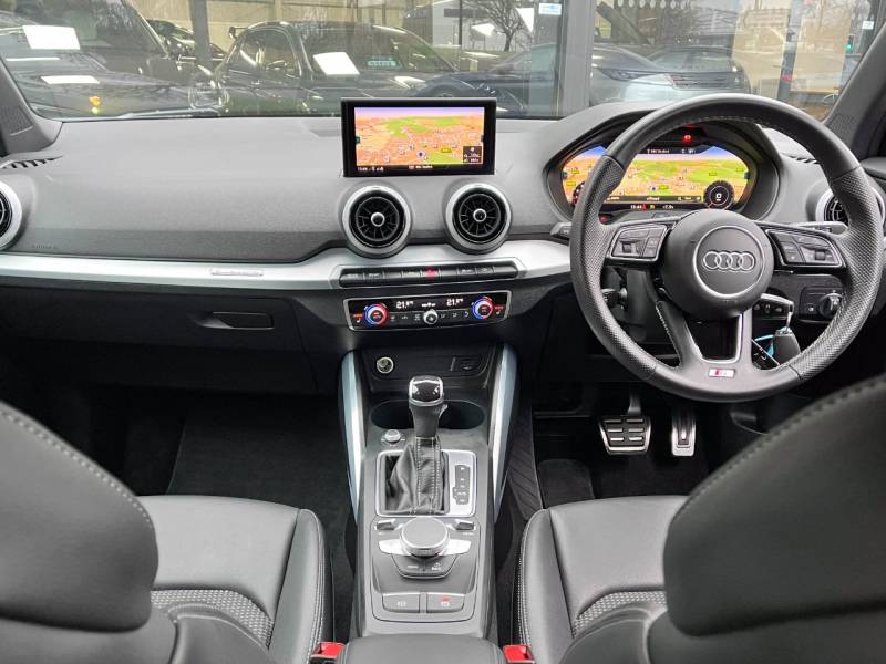 Audi Q2   Registered:2022(22)