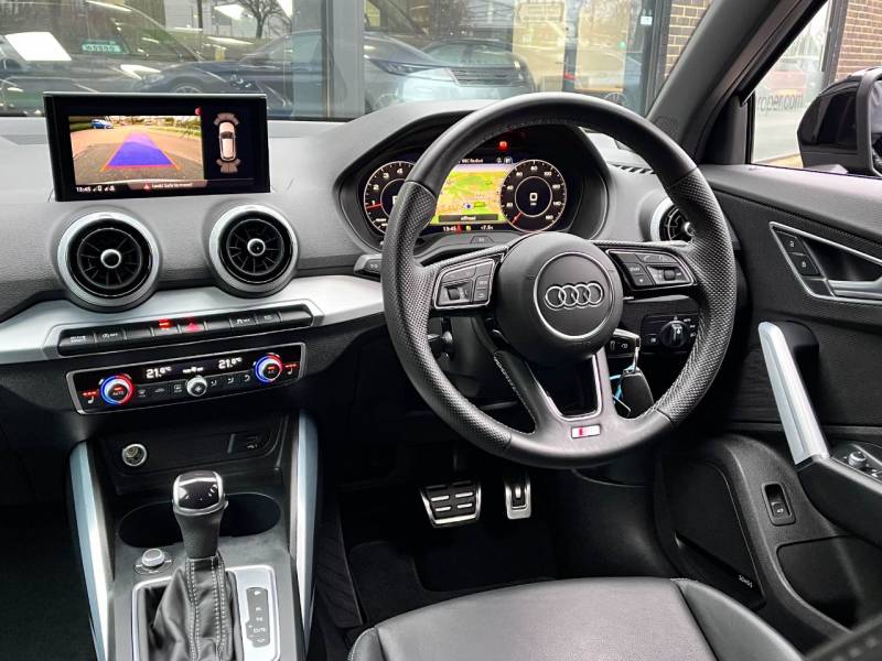 Audi Q2   Registered:2022(22)