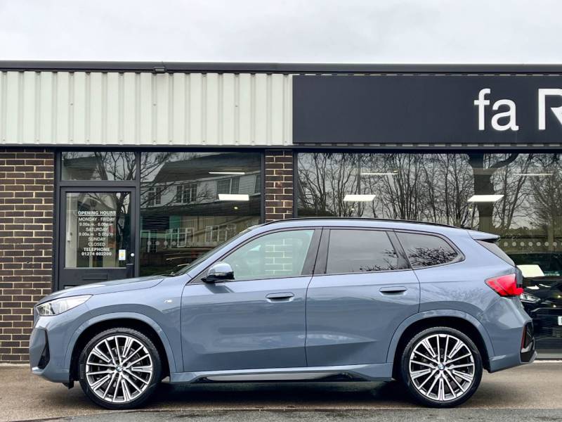 BMW X1   Registered:2022(72)