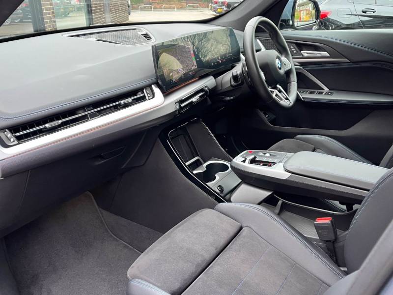 BMW X1   Registered:2022(72)