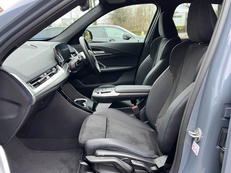 BMW X1   Registered:2022(72)