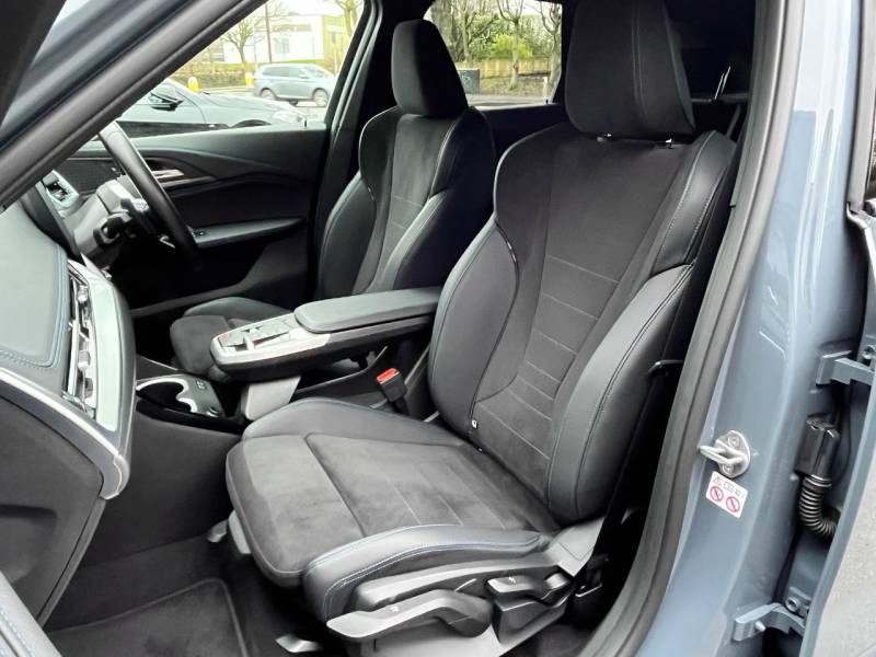 BMW X1   Registered:2022(72)