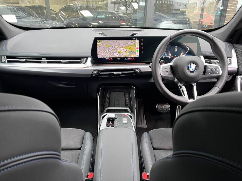 BMW X1   Registered:2022(72)