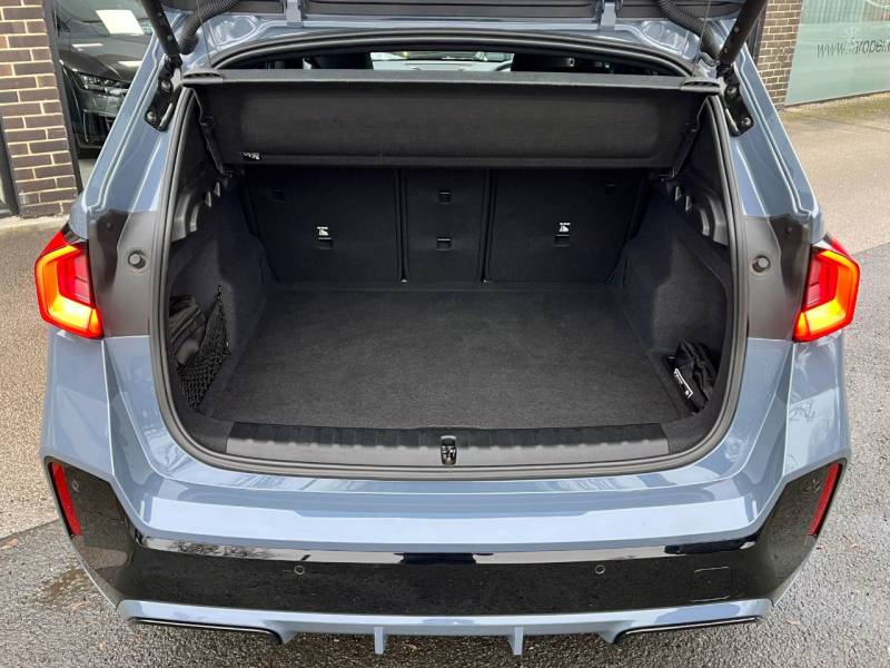 BMW X1   Registered:2022(72)