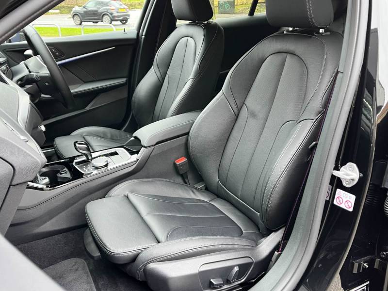 BMW 1 Series   Registered:2024(24)