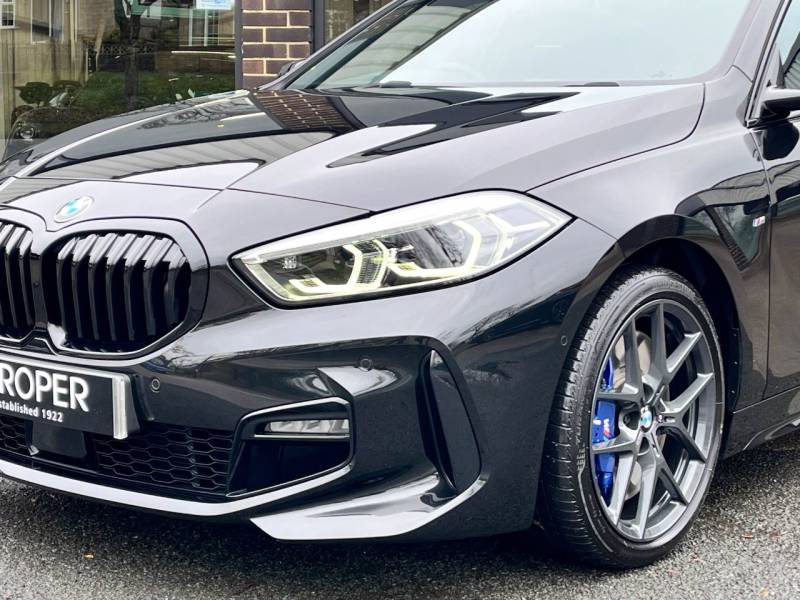 BMW 1 Series   Registered:2024(24)