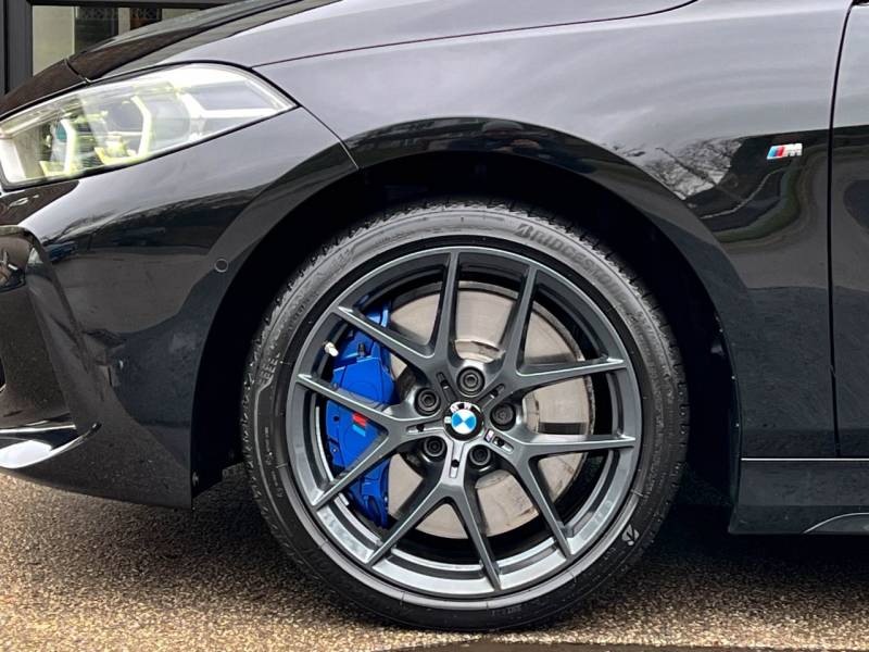 BMW 1 Series   Registered:2024(24)