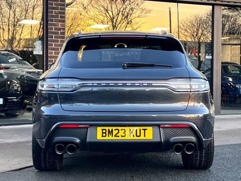 Porsche Macan   Registered:2023(23)