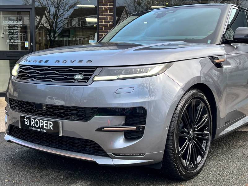 Land Rover Range Rover Sport   Registered:2023(72)