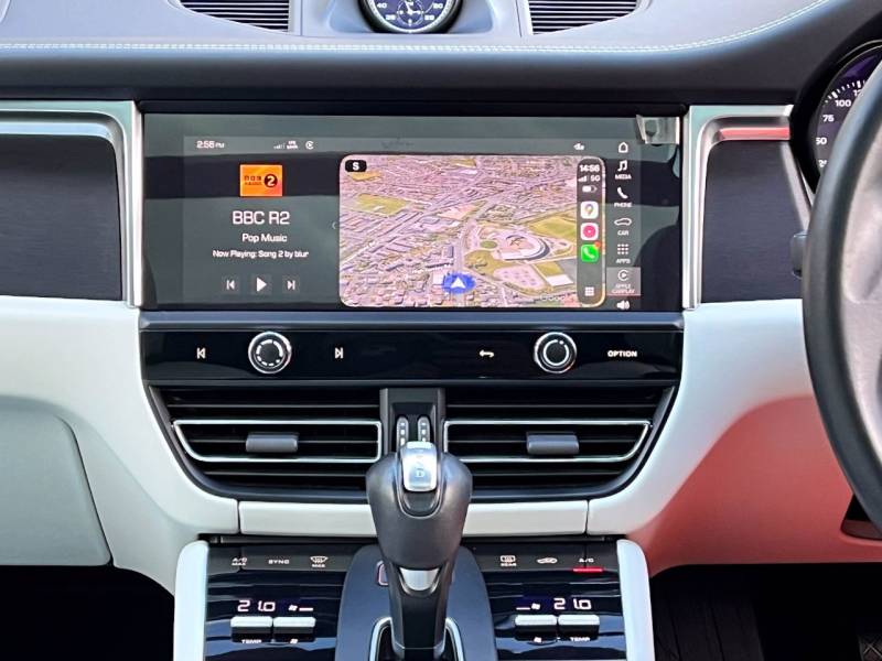 Porsche Macan   Registered:2023(23)