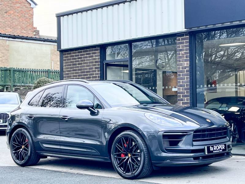Porsche Macan   Registered:2023(23)