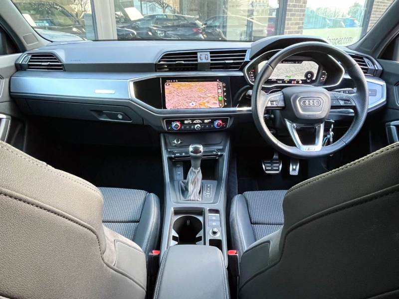 Audi Q3 Sportback   Registered:2022(22)