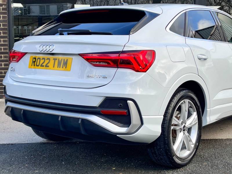 Audi Q3 Sportback   Registered:2022(22)