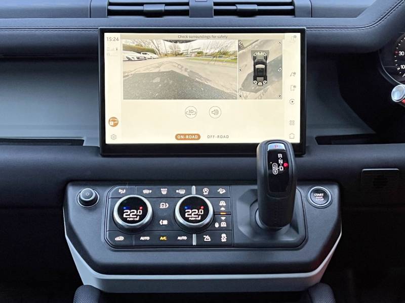 Land Rover Defender   Registered:2022(22)