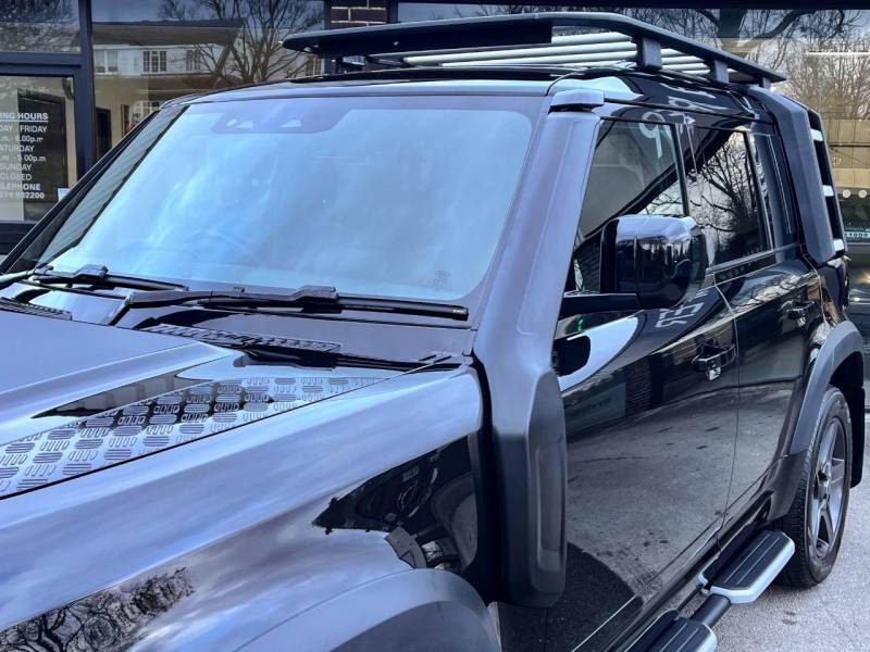 Land Rover Defender   Registered:2022(22)