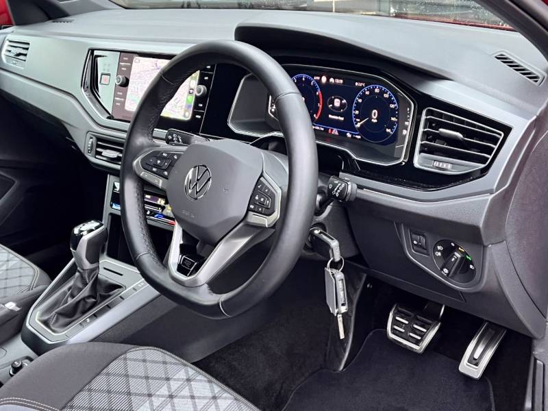 Volkswagen Polo   Registered:2024(24)