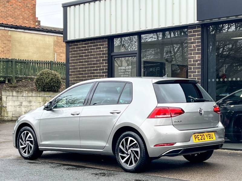 Volkswagen Golf   Registered:2020(20)