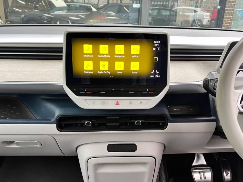 Volkswagen Id. Buzz   Registered:2023(73)