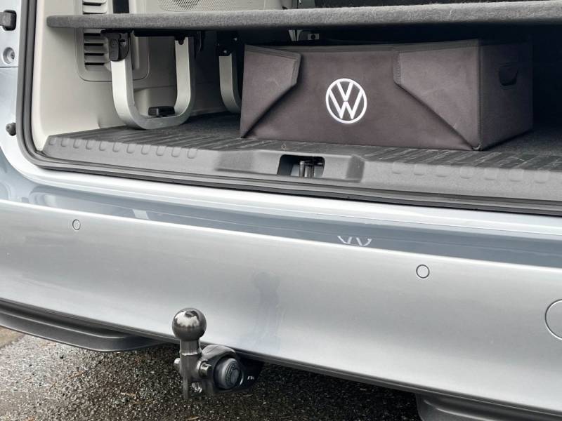 Volkswagen Id. Buzz   Registered:2023(73)