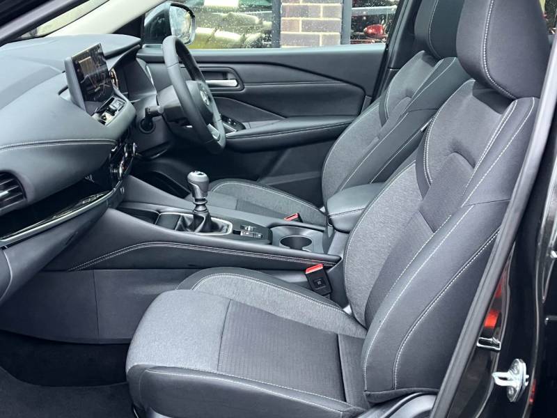 Nissan Qashqai   Registered:2024(24)