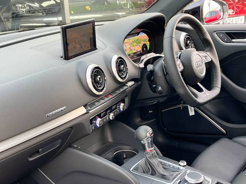 Audi S3 Saloon   Registered:2019(19)