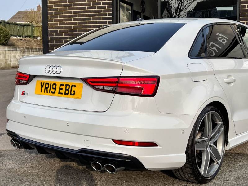 Audi S3 Saloon   Registered:2019(19)