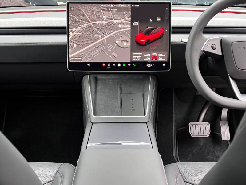 Tesla Model Y   Registered:2025(75)