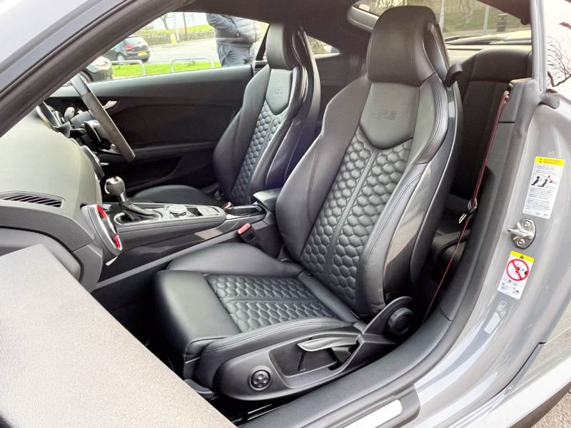 Audi TT RS   Registered:2023(23)