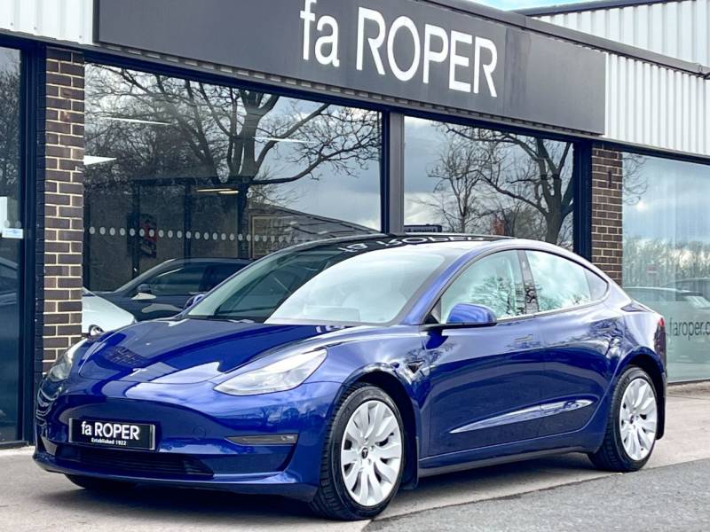 Tesla Model 3   Registered:2021(21)