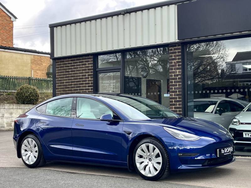 Tesla Model 3   Registered:2021(21)