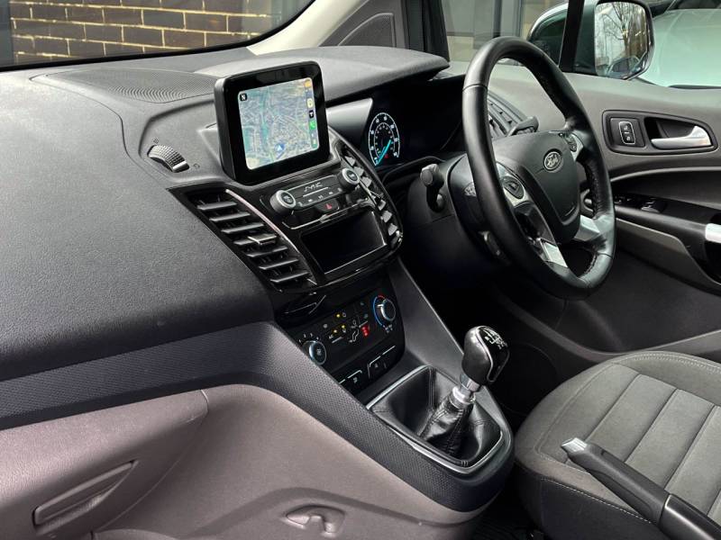 Ford Transit Connect   Registered:2024(73)