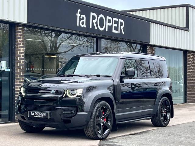 Land Rover Defender 110 Commercial D300 3.0 MHEV HSE 4WD Auto 300ps Commercial Diesel Santorini Black Metallic