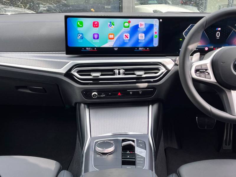 BMW 3 Series   Registered:2024(24)
