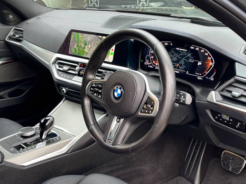 BMW 3 Series   Registered:2021(21)