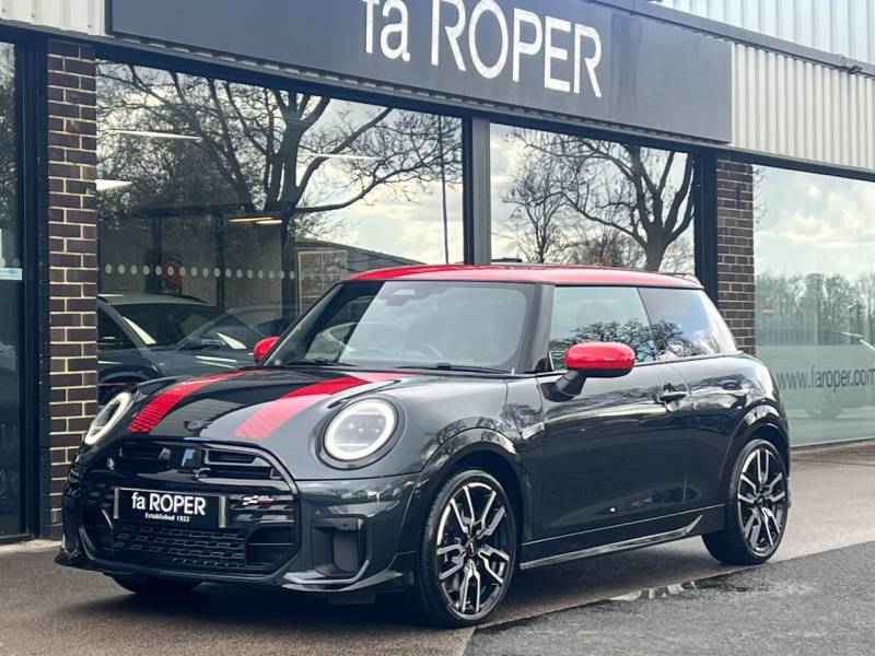 MINI Cooper   Registered:2024(24)