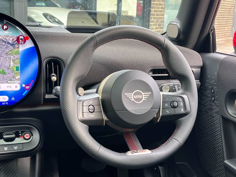 MINI Cooper   Registered:2024(24)