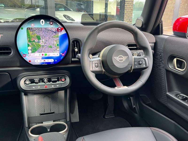 MINI Cooper   Registered:2024(24)