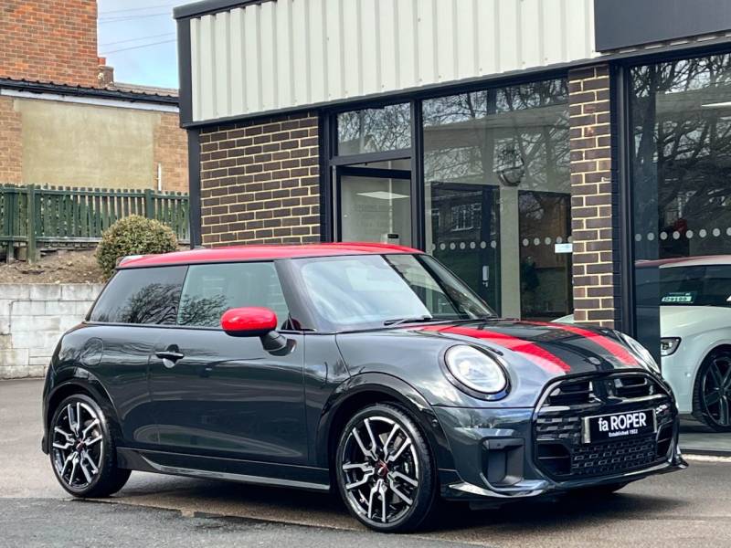 MINI Cooper   Registered:2024(24)