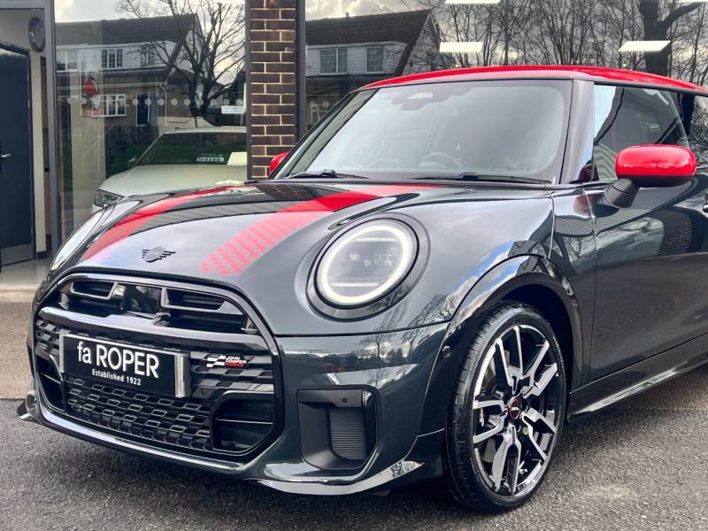 MINI Cooper   Registered:2024(24)