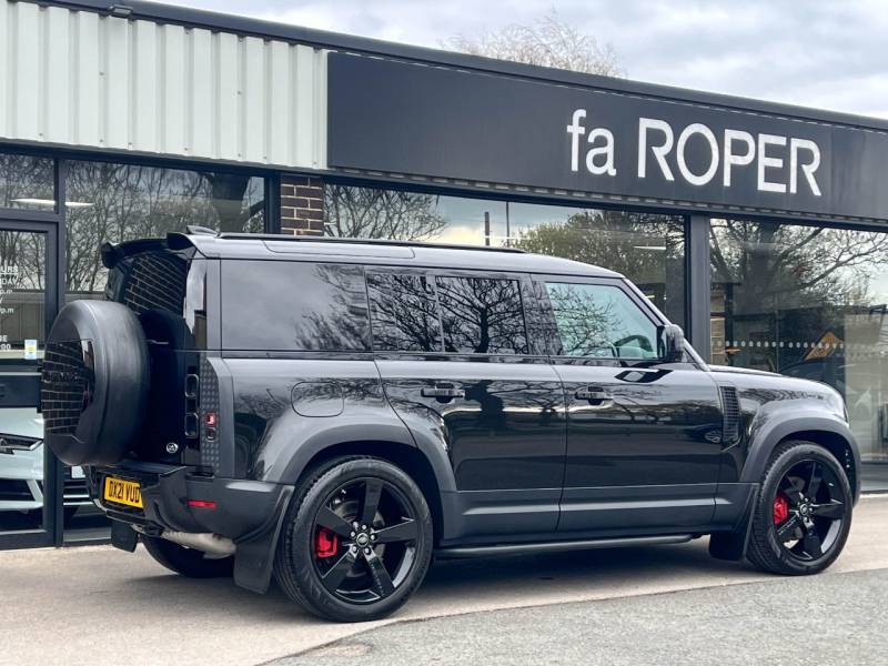 Land Rover Defender 110   Registered:2021(21)