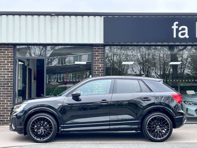 2023 Audi Q2 1.5 TFSI 35 Black Edition S tronic 150ps