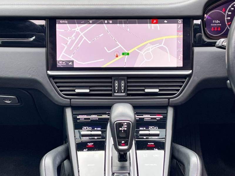 Porsche Cayenne   Registered:2021(21)