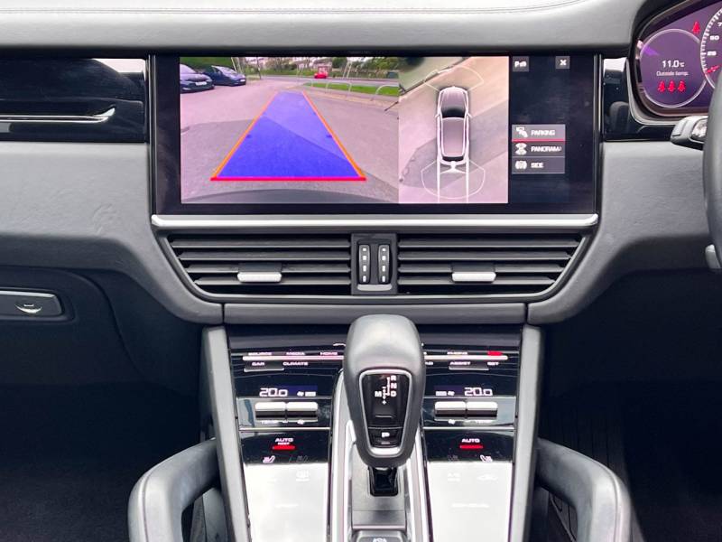 Porsche Cayenne   Registered:2021(21)