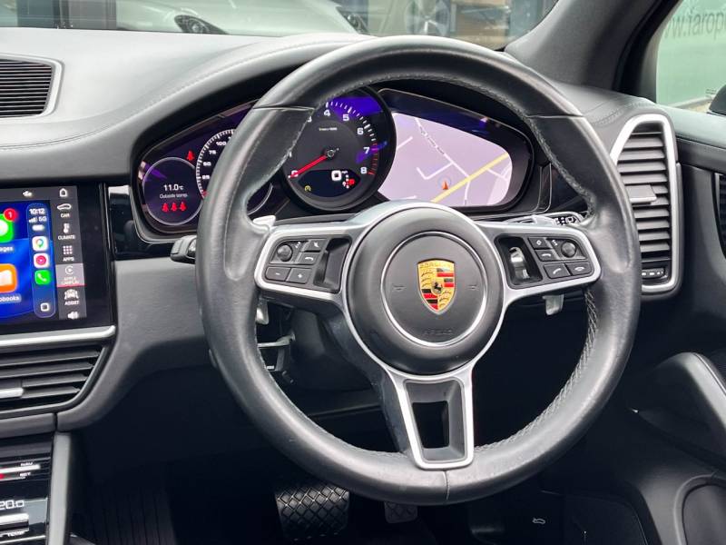 Porsche Cayenne   Registered:2021(21)