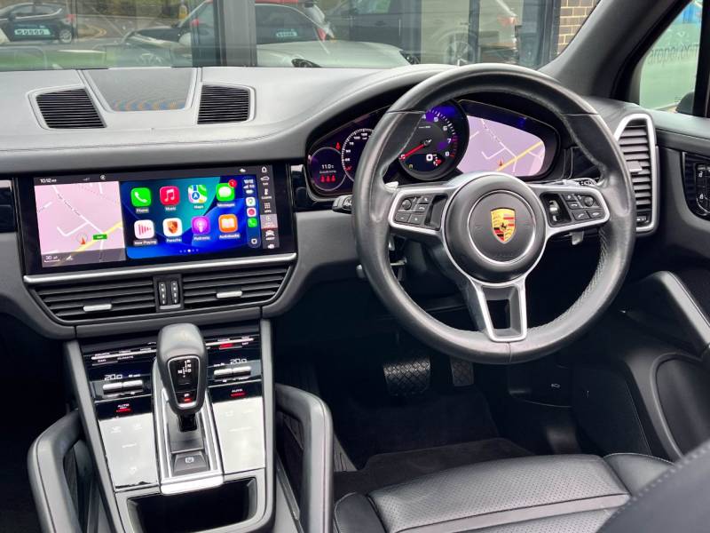 Porsche Cayenne   Registered:2021(21)