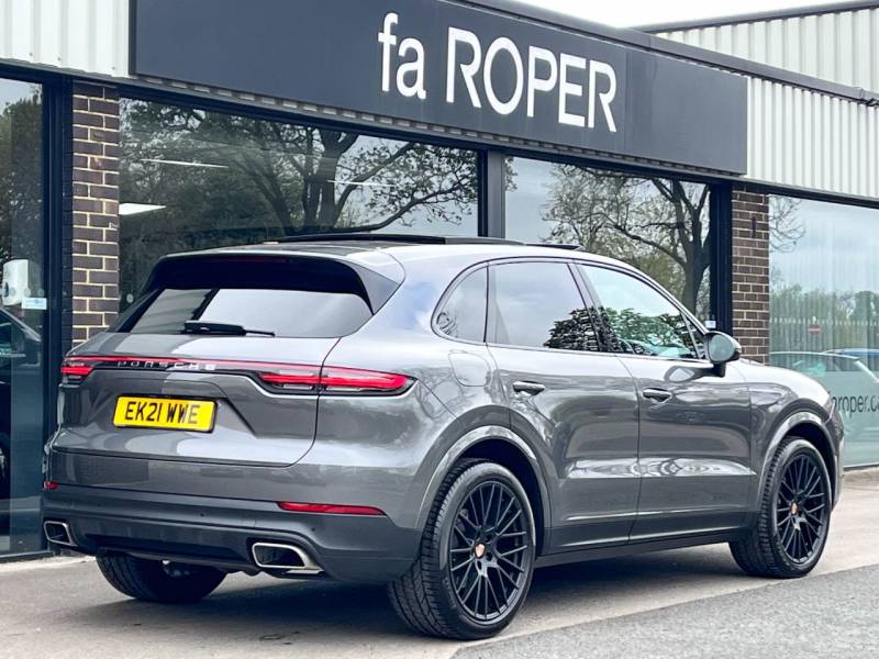 Porsche Cayenne   Registered:2021(21)