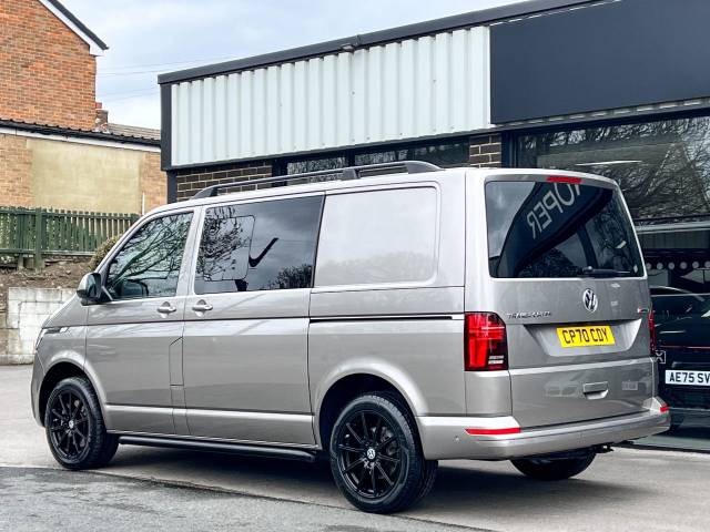 2020 Volkswagen Transporter 2.0 BiTDI T32 Highline Kombi Van 4MOTION DSG 204ps